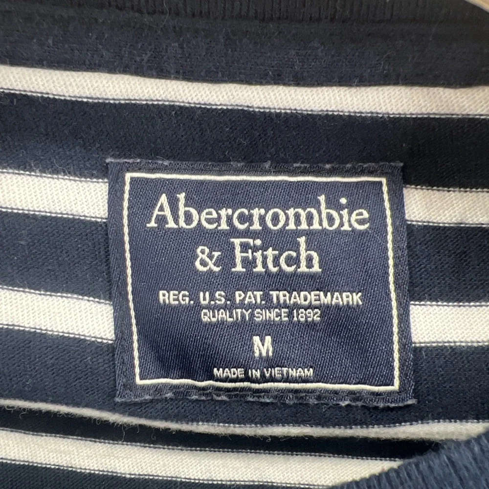 Abercrombie & Fitch Shirt Mens Medium Blue White Striped Long Sleeve Pocket Logo - Picture 3 of 8